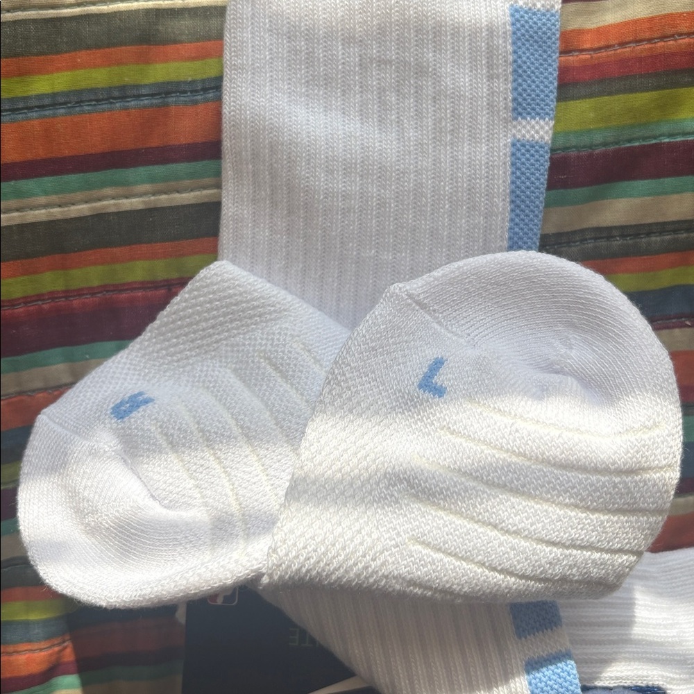 Nike Elite Crew Basketball Socks - White and Light Blue - Picture 7 of 10